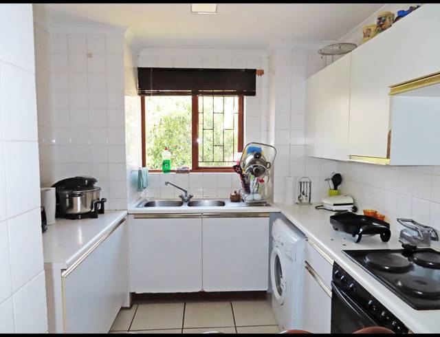 2 BEDROOM APARTMENT FOR SALE IN SUNNINGHILL